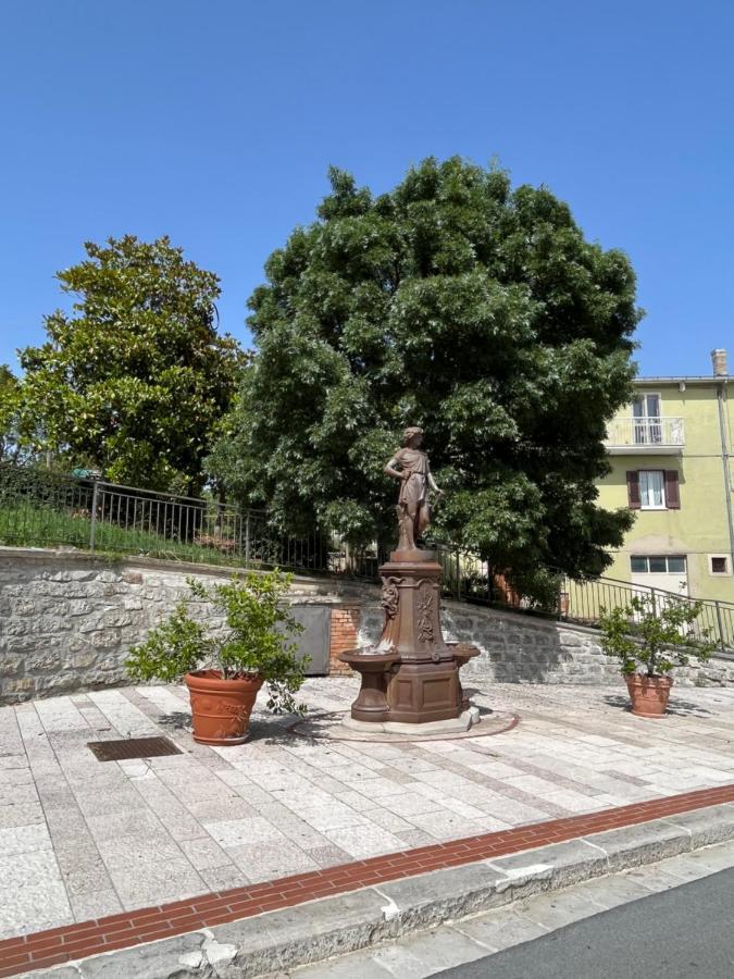 B&B Il Borgo Matrice Bagian luar foto